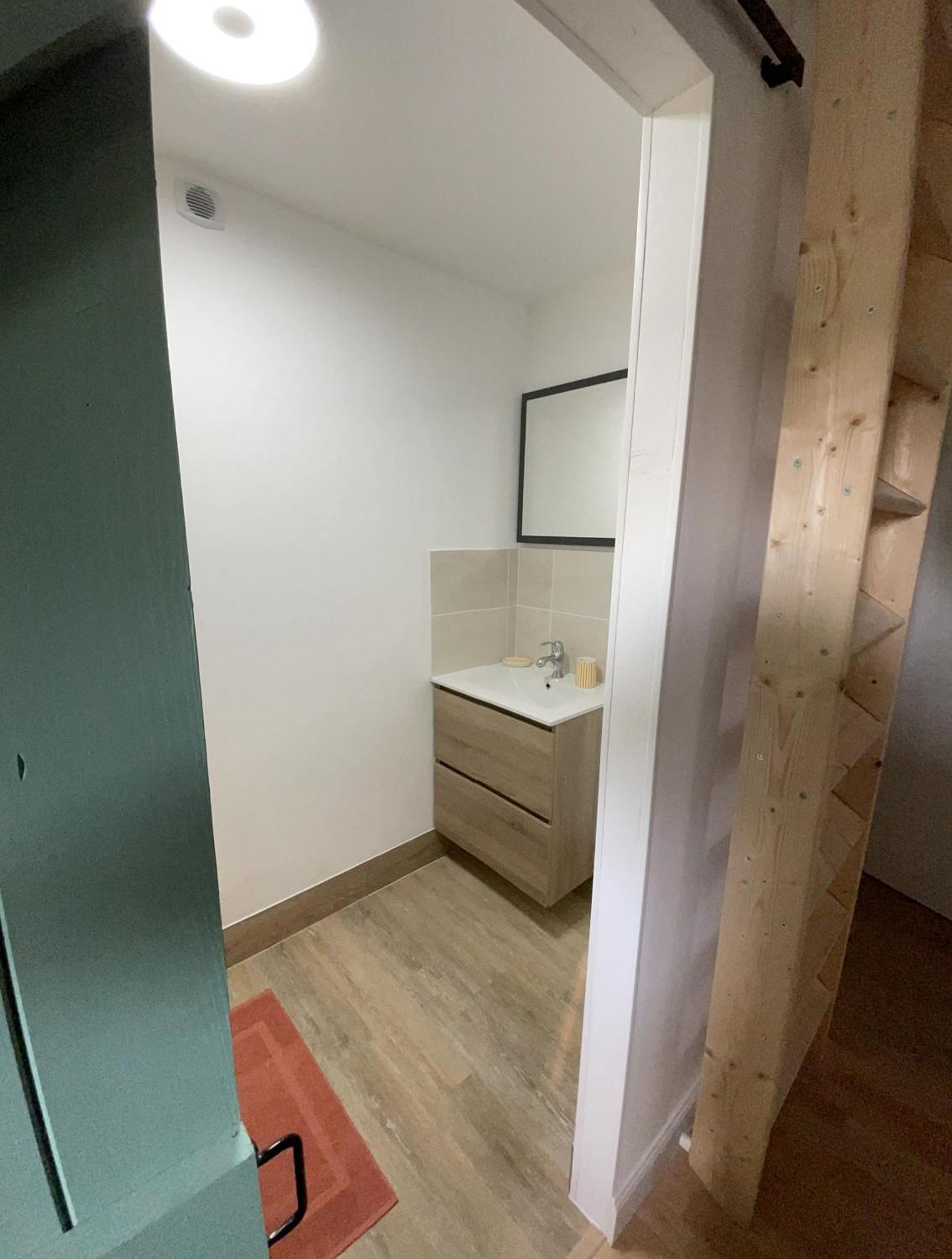 Chez Cali Apartment Eyrans ภายนอก รูปภาพ